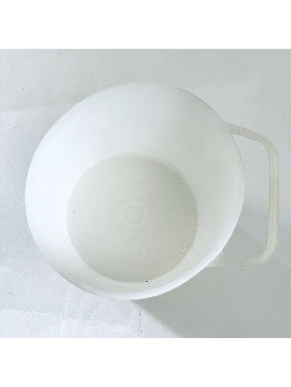 Vintage Tupperware 354-1 Mixing Batter Bowl Handle Translucent White No Lid USA